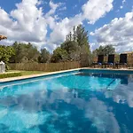 Can Bultad, Finca rustica con piscina